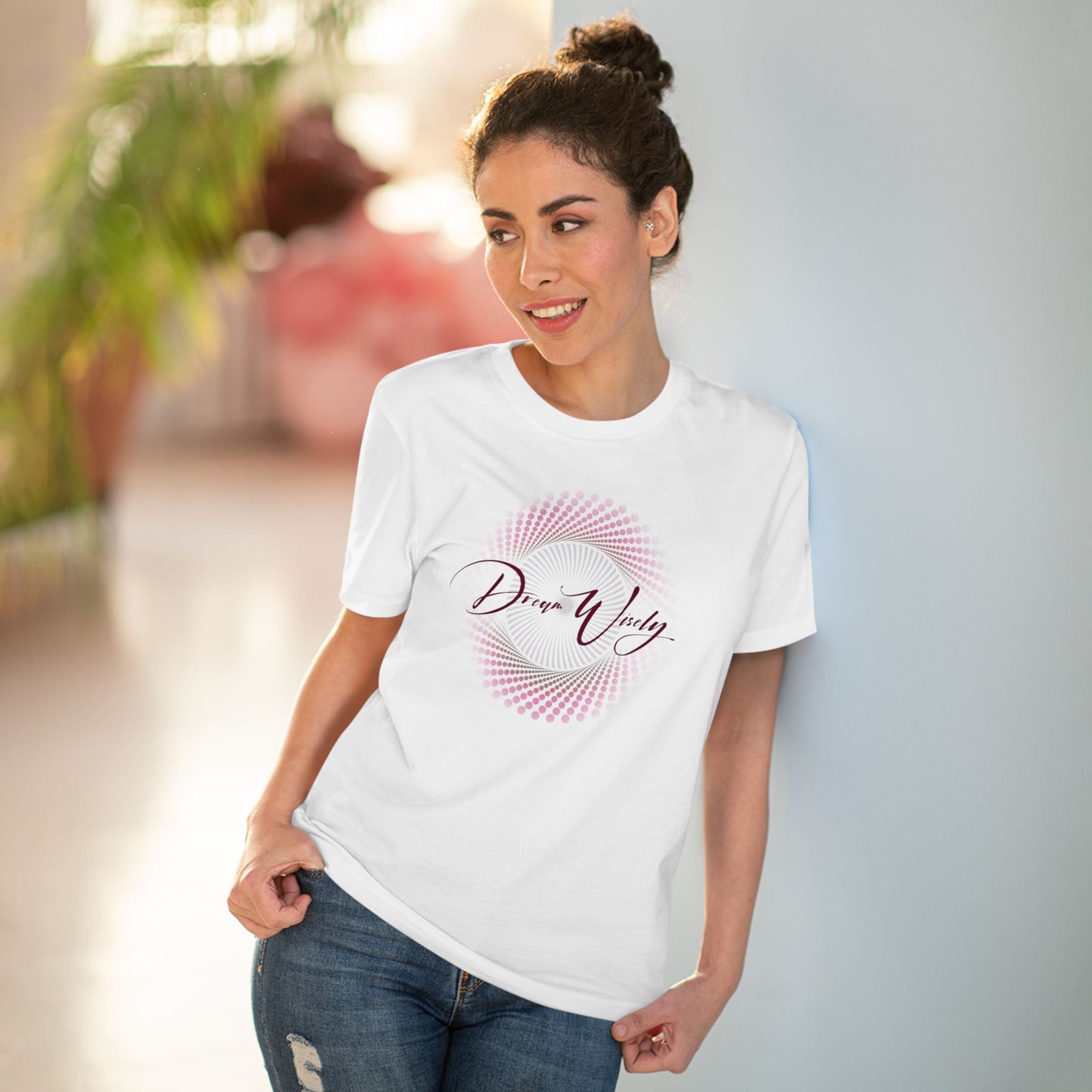 PINK // Dream Wisely // (Organic) T-shirt