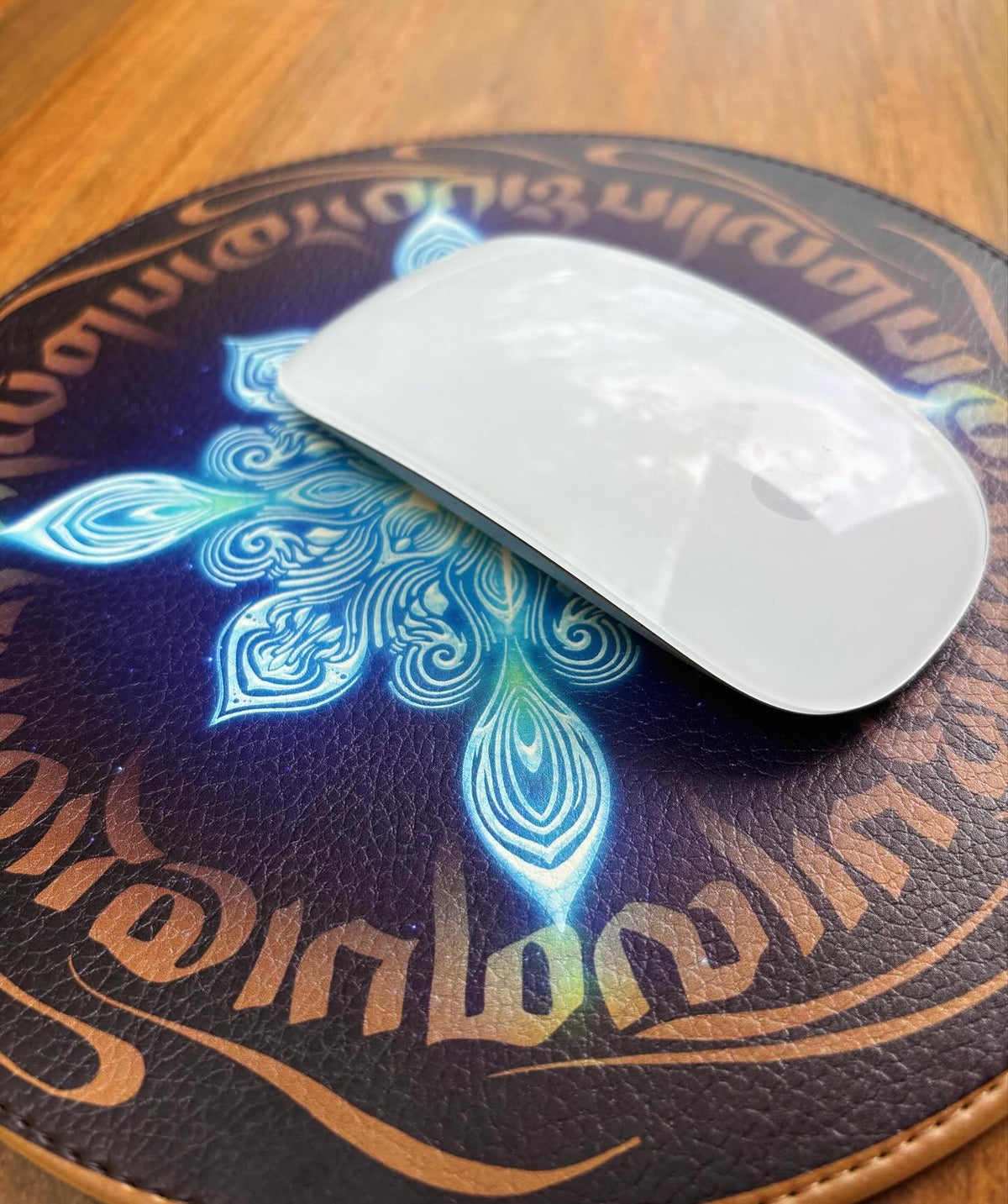 Pear Mouse Mat Breathe // Vegan Leather Mouse Mat – VajraVega